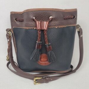 Vintage Dooney & Bourke AWL Drawstring Bucket Bag Black Tan Leather Crossbody